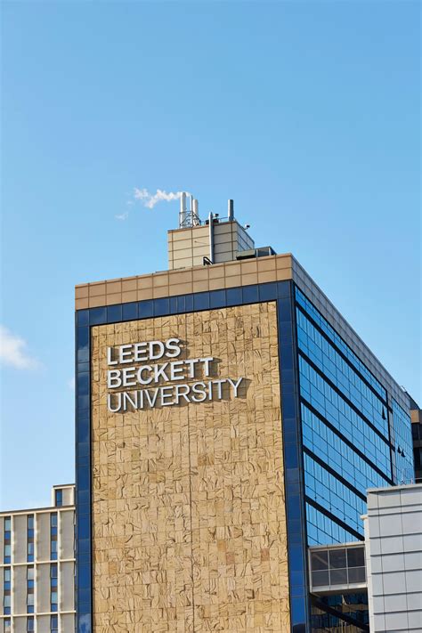 leeds beckett uni log in.